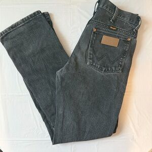 Wrangler Women’s Dark Gray Straight Leg Jeans